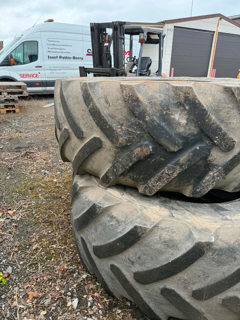 michelin 650 75 r38, Ophalen