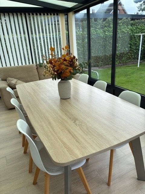 Eettafel Xooon + 6 stoelen, 150 à 200 cm, Cinq personnes ou plus, Scandinavisch, Comme neuf