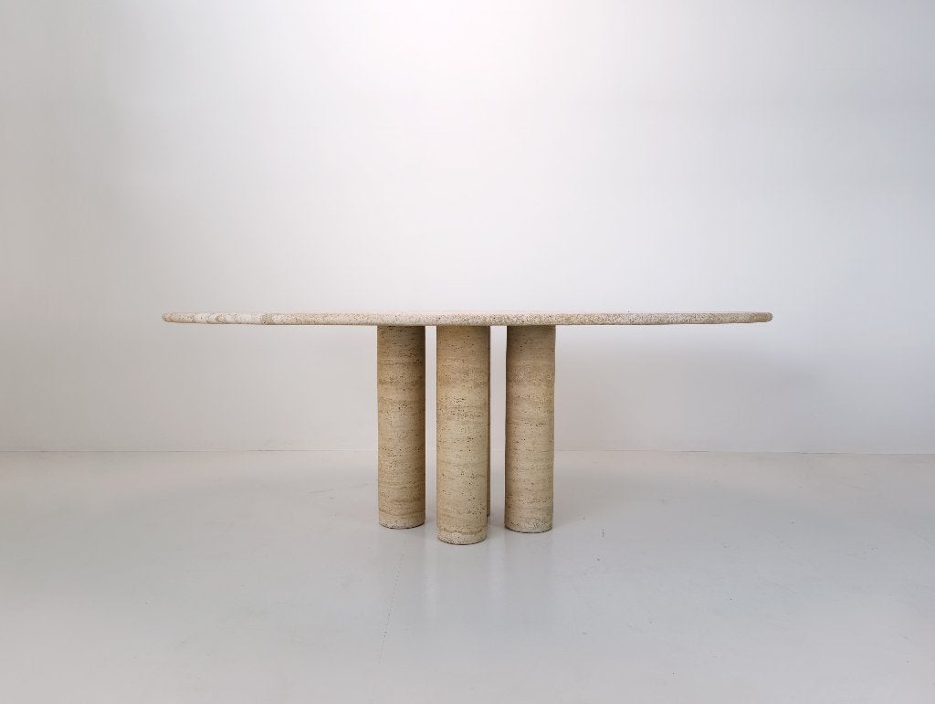 Mario Bellini – Il Colonnato – Italiaanse travertin eettafel, Overige materialen, 100 tot 150 cm, Ophalen of Verzenden, Zo goed als nieuw