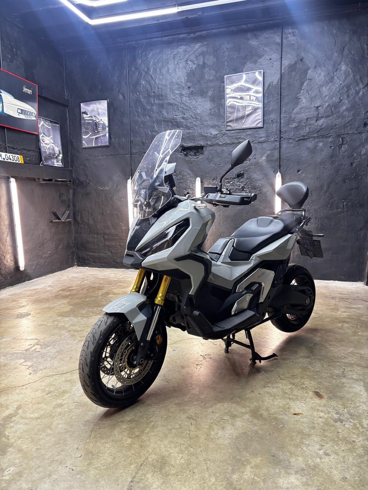 Honda X-ADV 750 *Également pour le conducteur A2*, ABS, Tourisme, Occasion, Plus de 35 kW