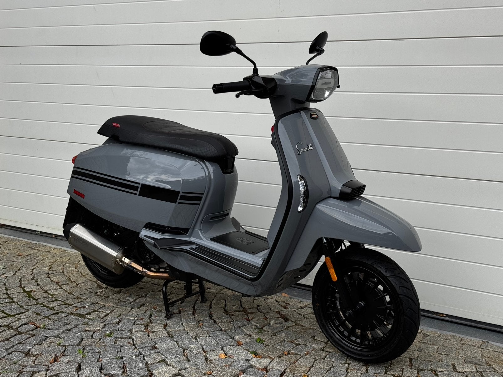 Lambretta V125 Special | Parfait état | Échappement Scorpion, 125 cm³, Comme neuf, Enlèvement, Essence