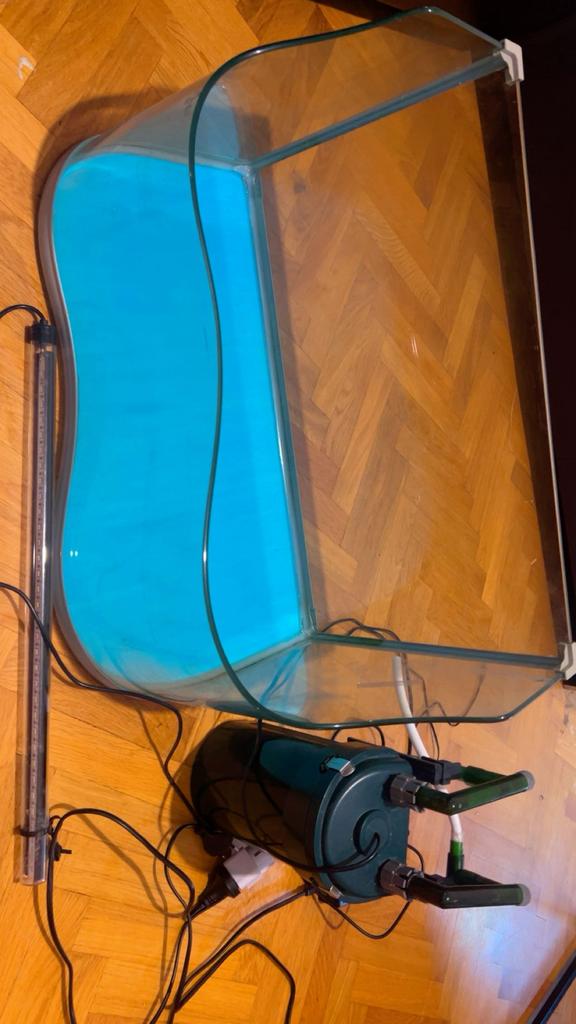 Aquarium + pompe + lampe en très bon état, Animaux & Accessoires, Enlèvement, Comme neuf, Éclairage
