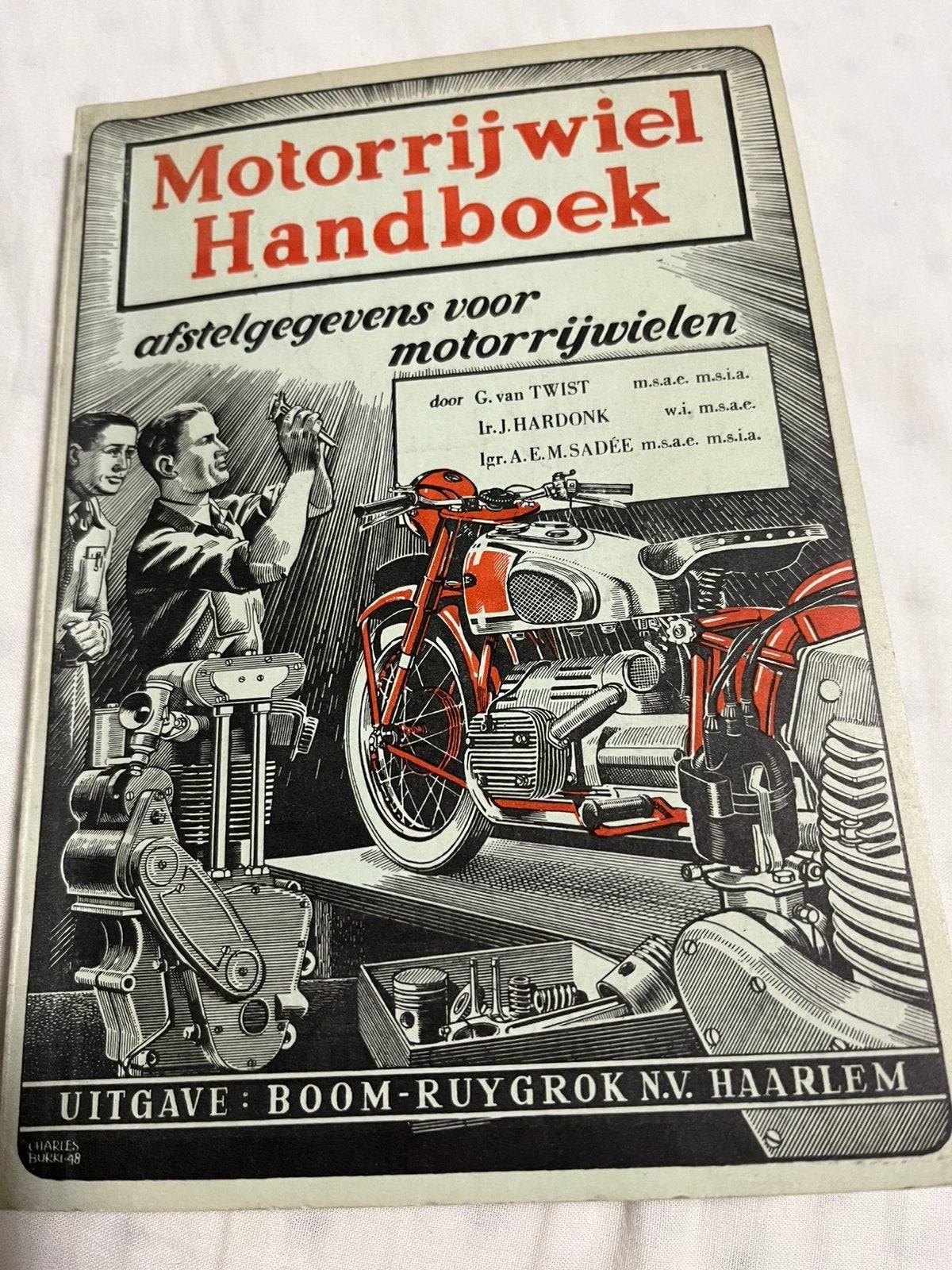 Motorrijwiel Handboek, Enlèvement, Triumph