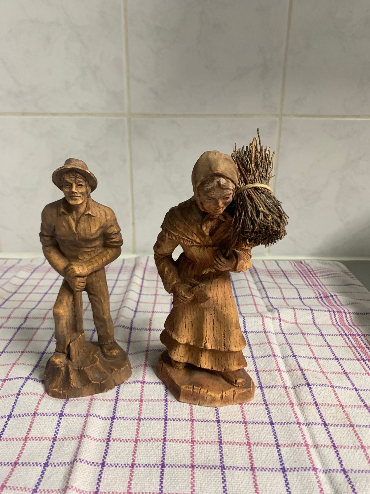 Antieke houten beeldjes, Ophalen, Zo goed als nieuw