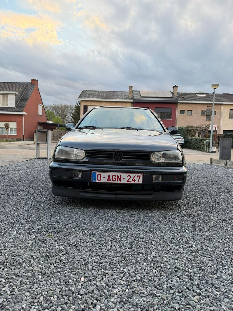 Golf 3 version 6 2.8, Autos, Volkswagen, Entreprise, Golf, Essence, Coupé, 2 portes, Boîte manuelle, Enlèvement