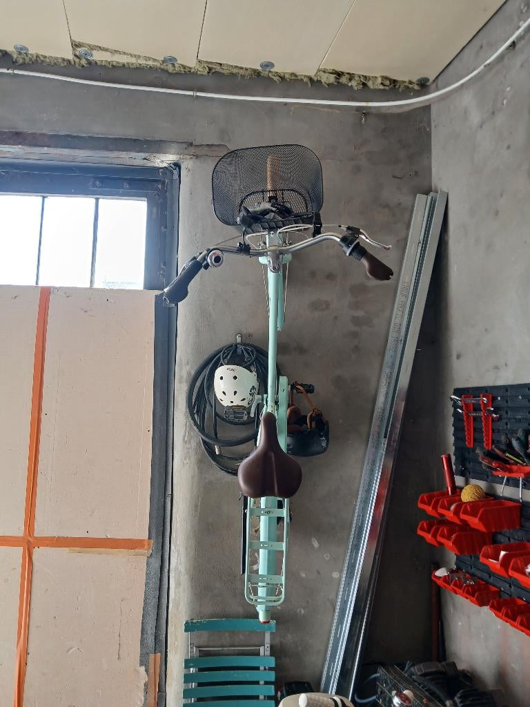 Velo fille, Enlèvement