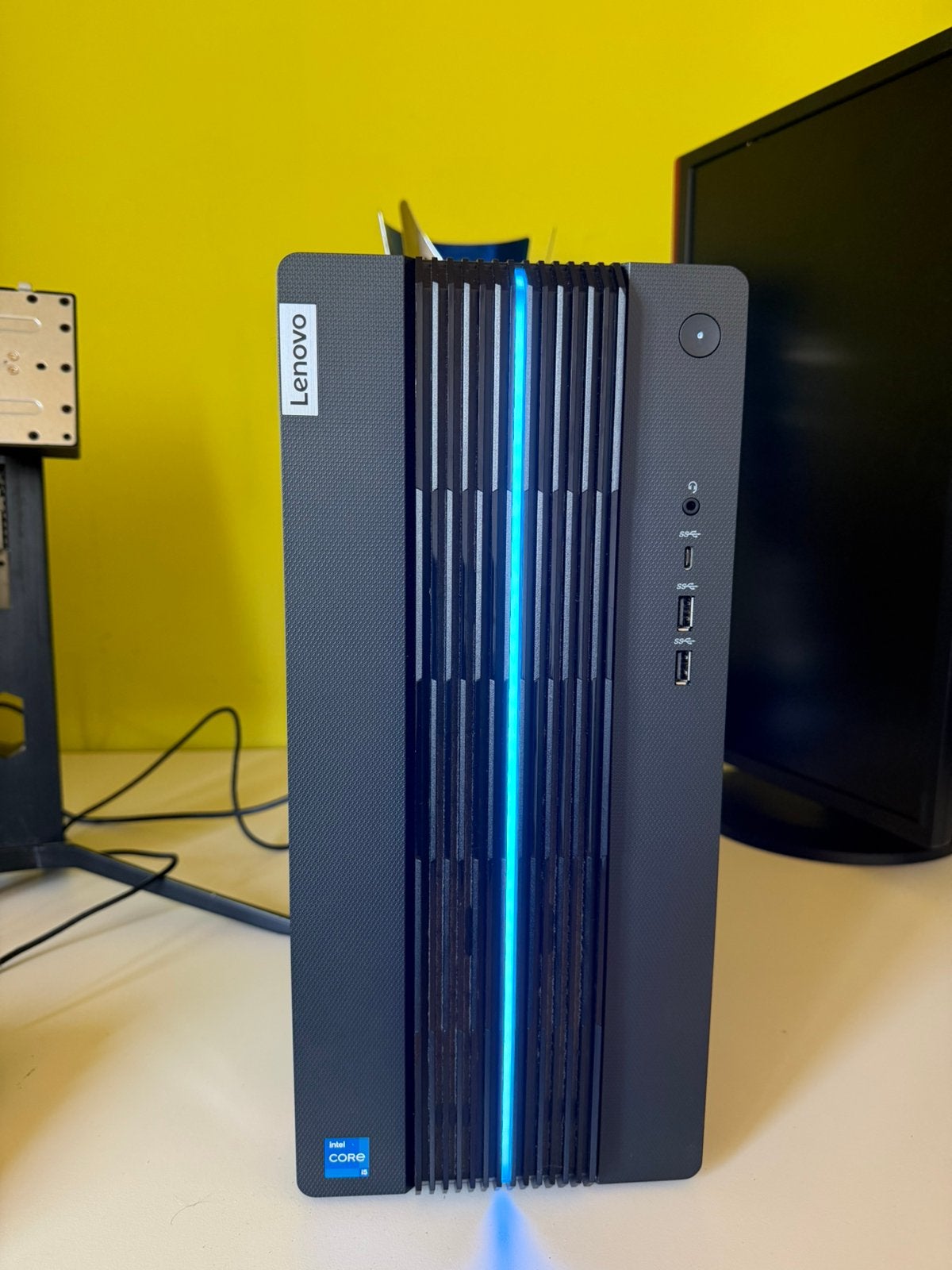 Lenovo IdeaCentre G5 Gaming PC | i5-12400F | RTX 3060 Ti, Games en Spelcomputers, Games | Pc, Ophalen, Zo goed als nieuw, Online