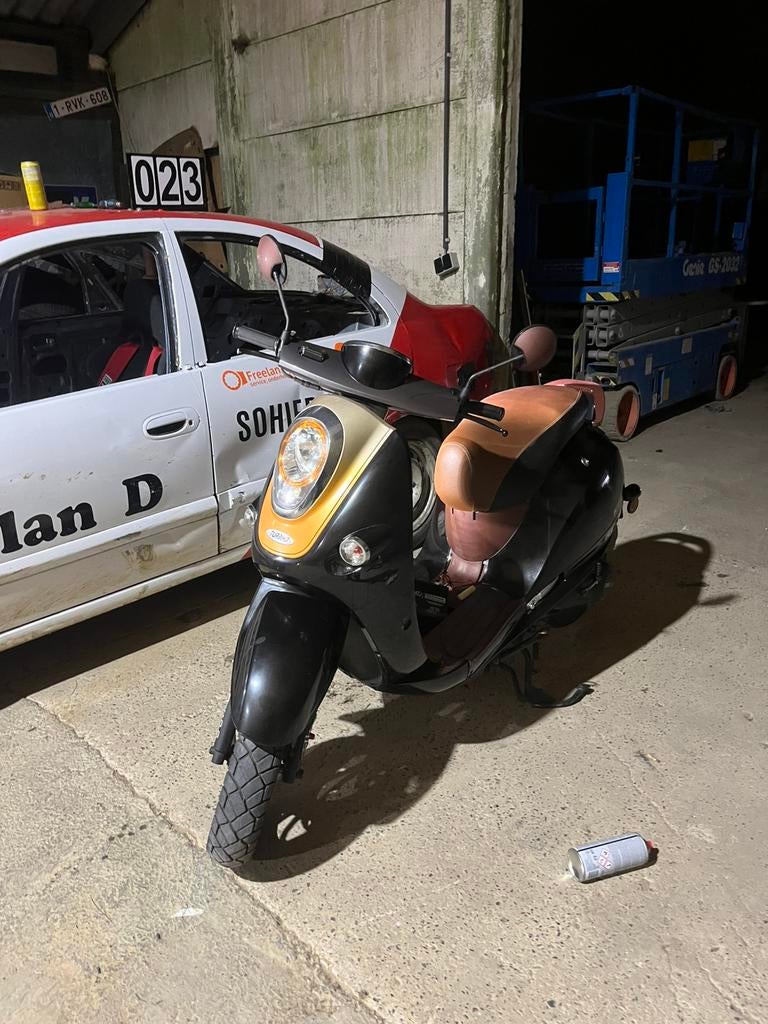 Turbho rm-50, Fietsen en Brommers, Ophalen, Zo goed als nieuw