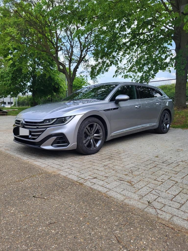 Pause de tournage de la Volkswagen Arteon, Autos, Break, Particulier, Cruise Control, Achat
