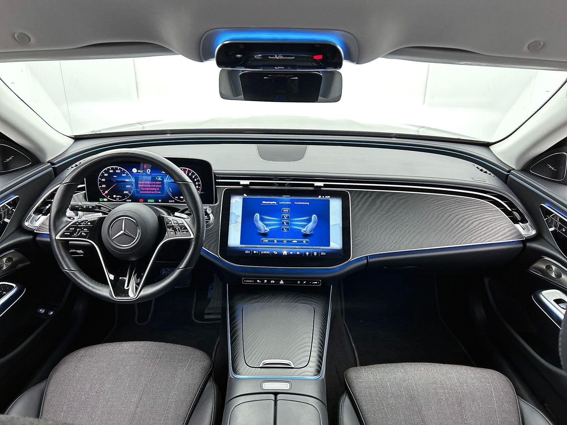 Mercedes-Benz E-Klasse 300 E Break Luxury Line Trekhaak | Di, Auto's, Automaat, Gebruikt, 4 cilinders, 313 pk