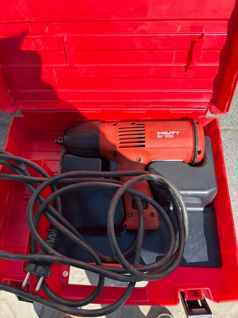 Boulonneuse hilti avec les cles a choc 100€, Enlèvement ou Envoi, Comme neuf