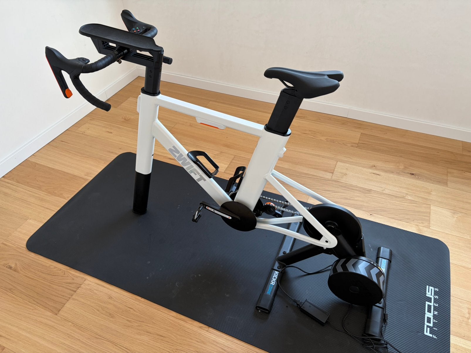 ZWIFT RIDE met KICKR CORE 2, Ophalen of Verzenden, Zo goed als nieuw