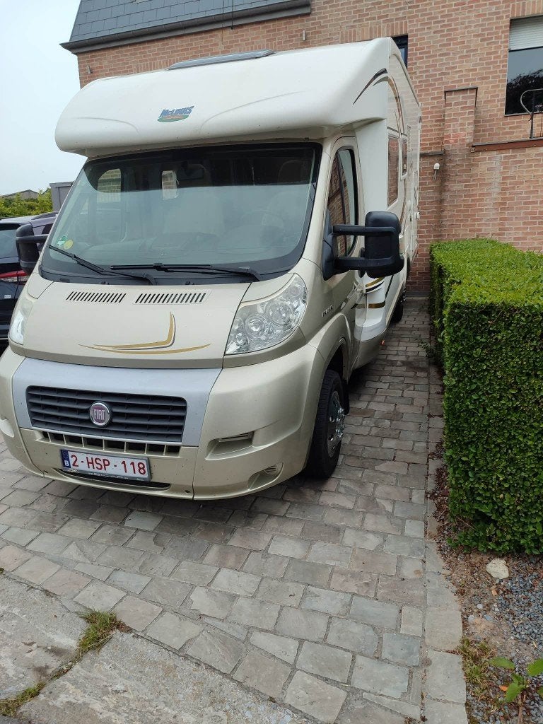 Mc Louis 60G 4 places autonome en électricité !!!, Caravans en Kamperen, Mobilhomes, Serrures de sécurité, Koelkast, 6 tot 7 meter