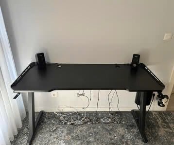 Gaming bureau, Enlèvement, Comme neuf