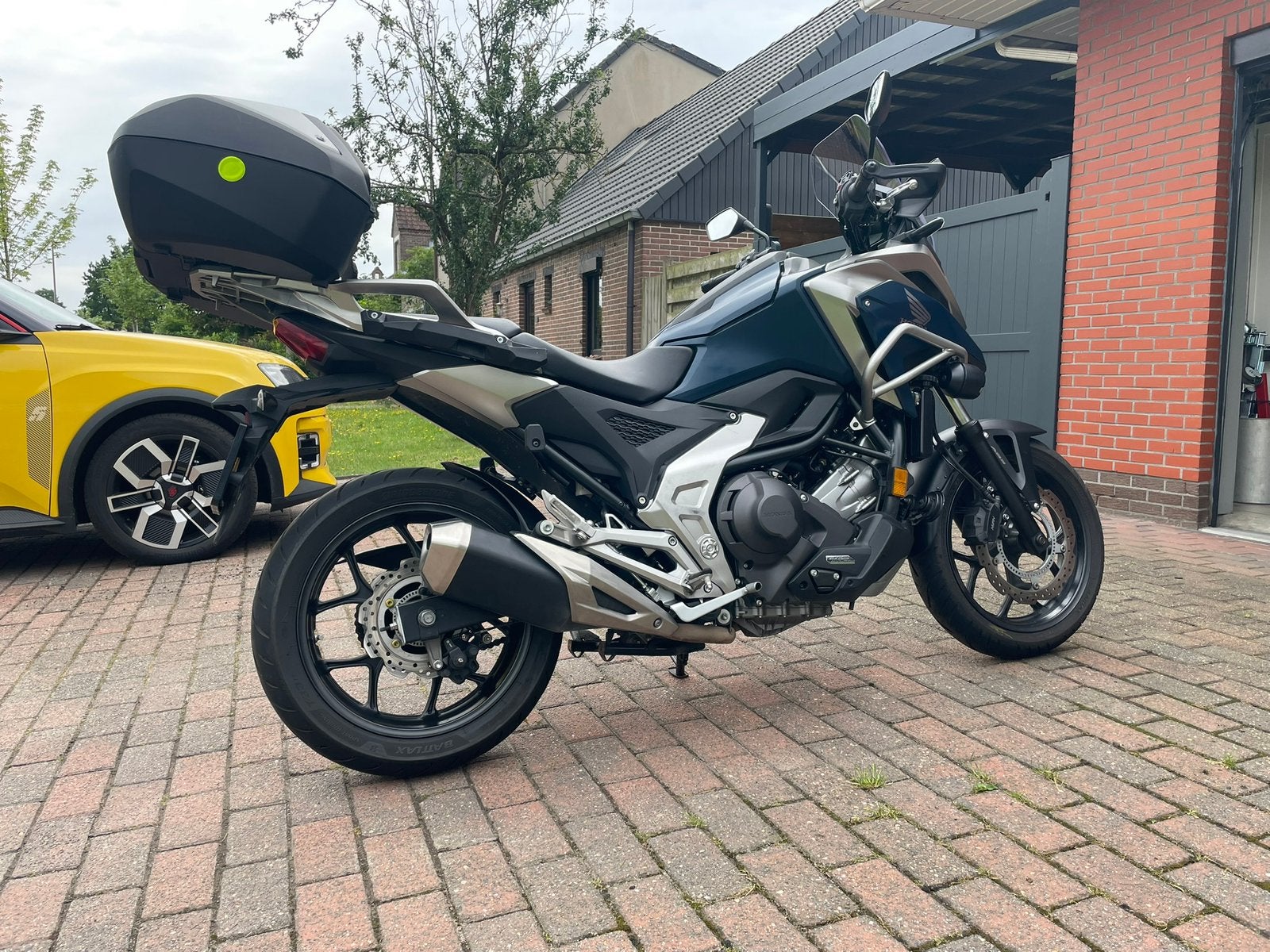 Honda NC750X DCT FULL OPTION, Motoren, 750 cc, LED Verlichting, Gebruikt, Particulier