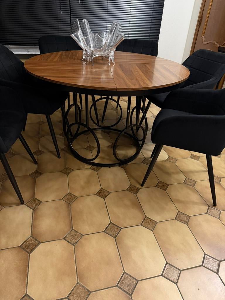 Eettafel, Ophalen, Zo goed als nieuw