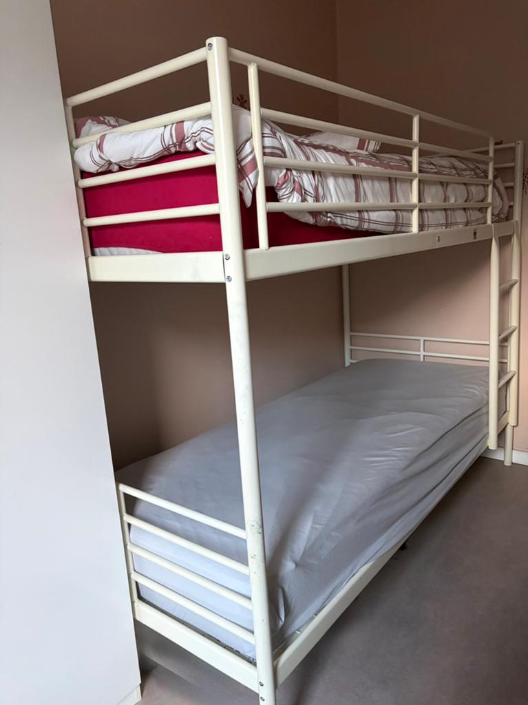 Stapelbed, Ophalen, Zo goed als nieuw, Stapelbed