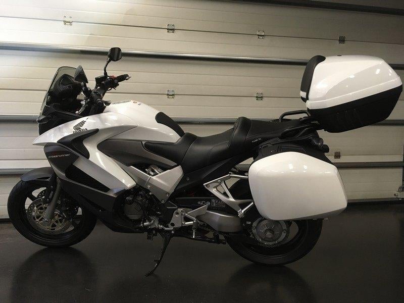 Crossrunner Honda VFR800X Touring Edition, Motoren, Motoren | Honda, 4 cilinders, Gebruikt, Particulier, Meer dan 35 kW