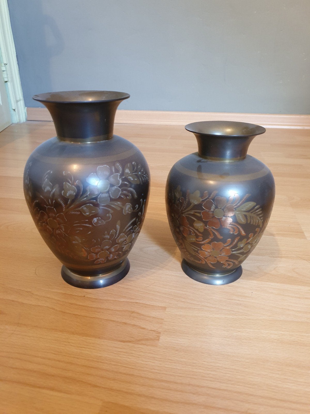 2 vazen in messing, Antiek en Kunst, Ophalen