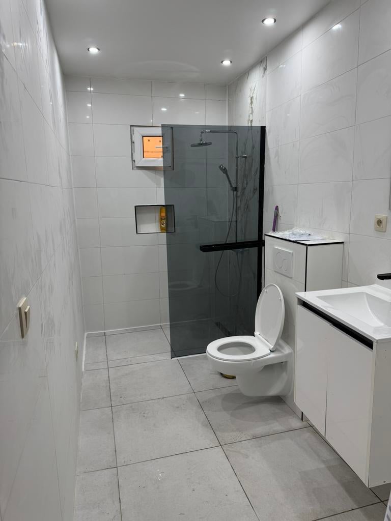 Ouvrier polyvalent 0467620459, Offres d'emploi