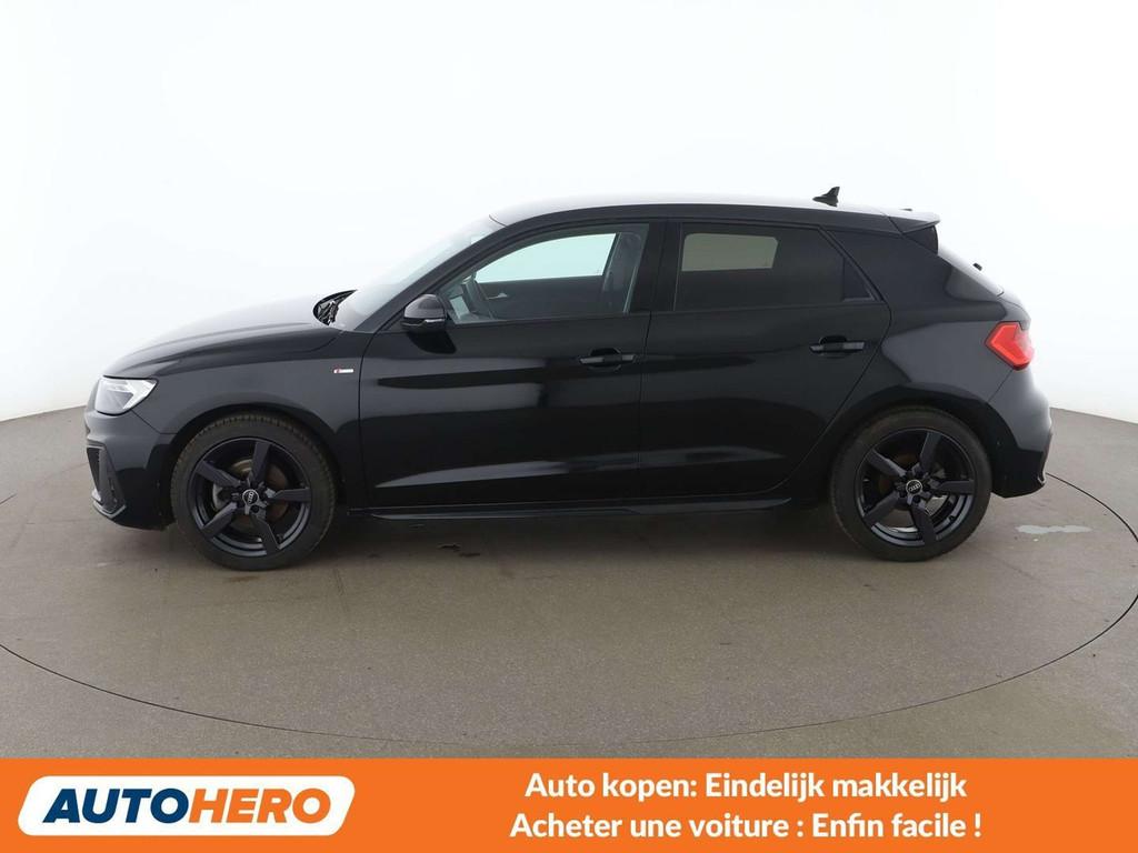 Audi A1 30 TFSI S Line (bj 2025, automaat), Auto's, Stof, 1200 kg, 116 pk, Zwart