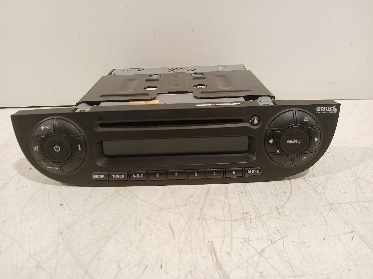 Radio Fiat 500, Auto diversen, Autoradio's, Ophalen of Verzenden, Van der Ven Autorecycling B.V., Onderdelen@venauto.nl, Ettenseweg 76, 4706 PB Roosendaal, The Netherlands