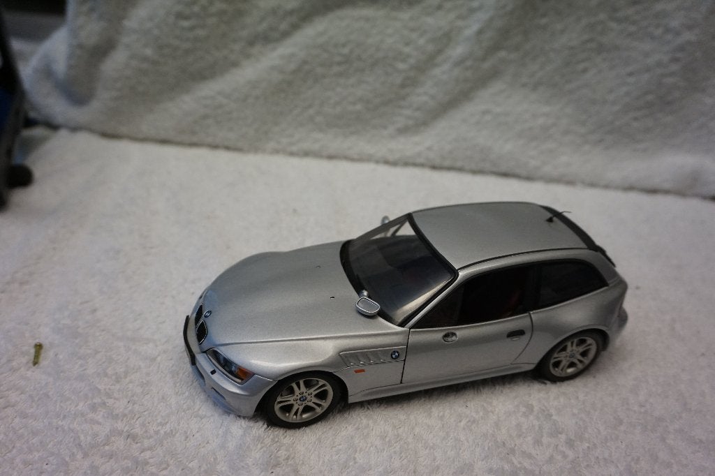 BMW Z3 coupé 1:18 UT-modellen' Zilver, Ophalen of Verzenden, Gebruikt, Auto, UT Models