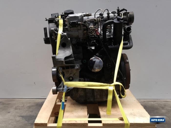 Motor van een Volvo V40, Gebruikt, -, -, Ophalen of Verzenden