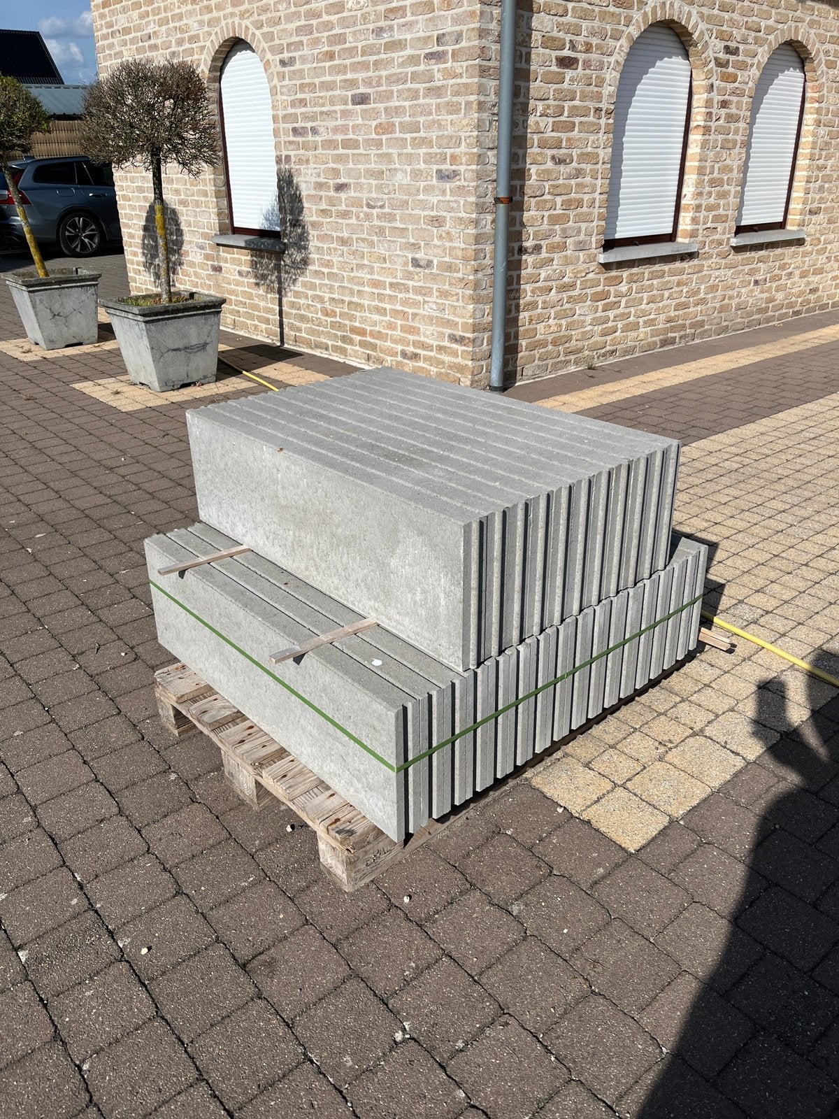 Boordstenen te koop, Ophalen, Zo goed als nieuw