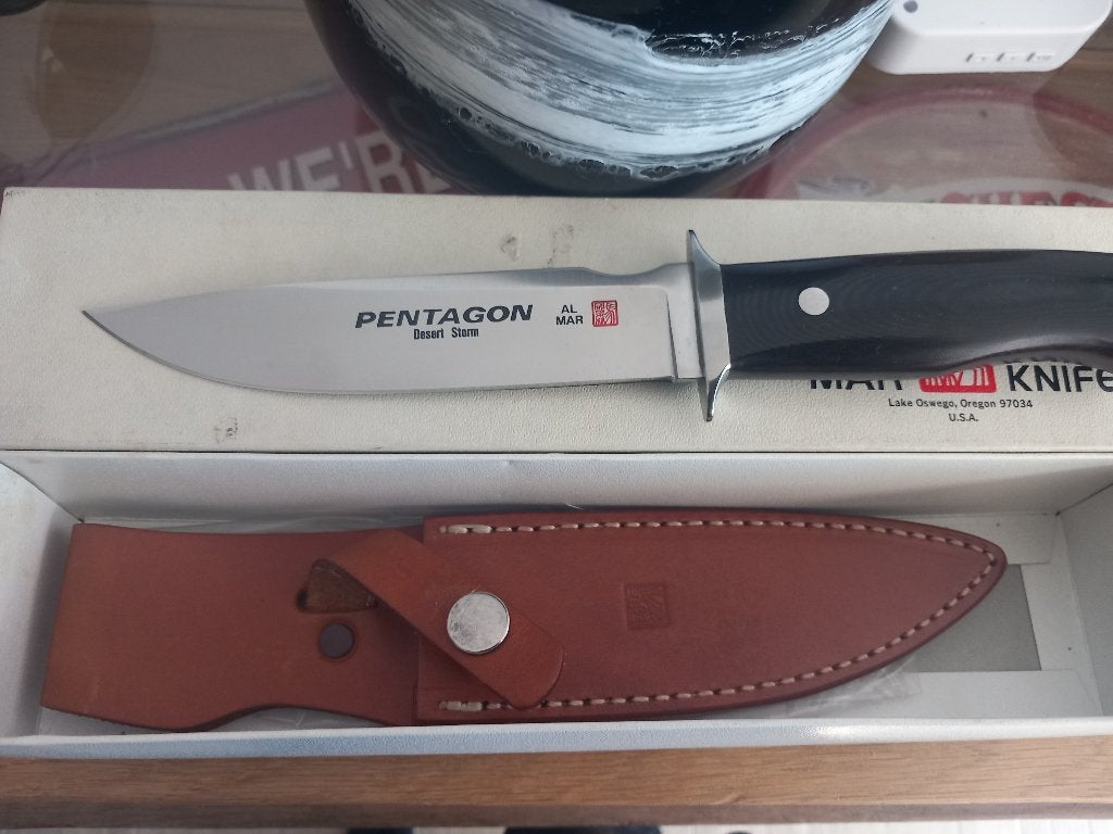 Juste un couteau pentagone, Collections, Enlèvement ou Envoi