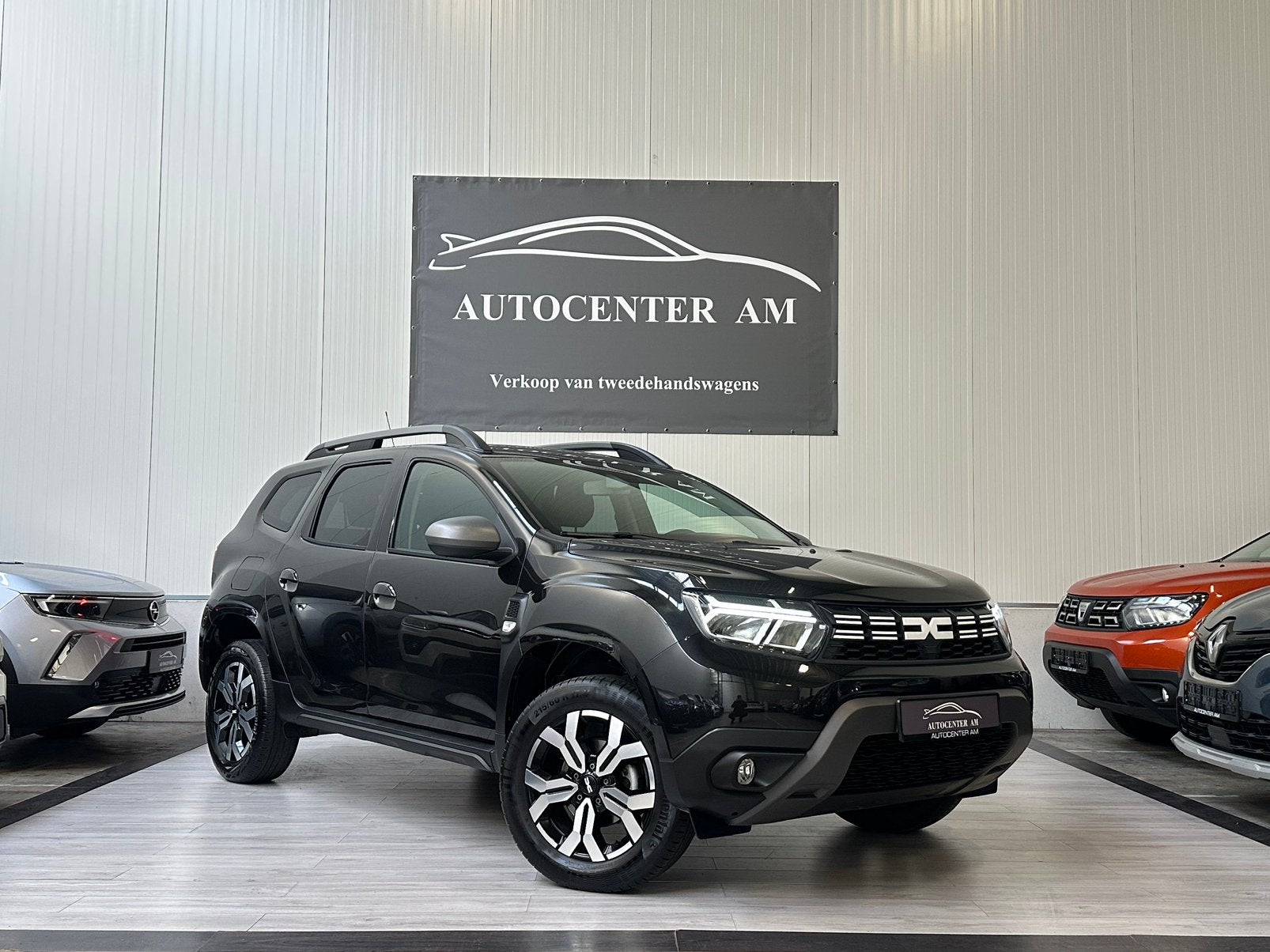 Dacia Duster 1.3 TCe Journey Automaat* CAM*BLIS *CarPlay*, Autos, Dacia, 1332 cm³, Entreprise, Duster, Carnet d'entretien