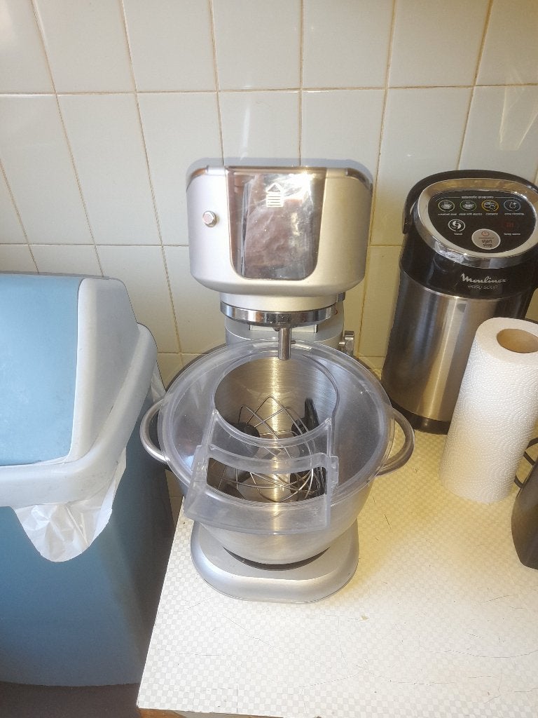 Robot ménager complet, Elektronische apparatuur, Ophalen, 4 liter of meer, 3 snelheden of meer, Zo goed als nieuw