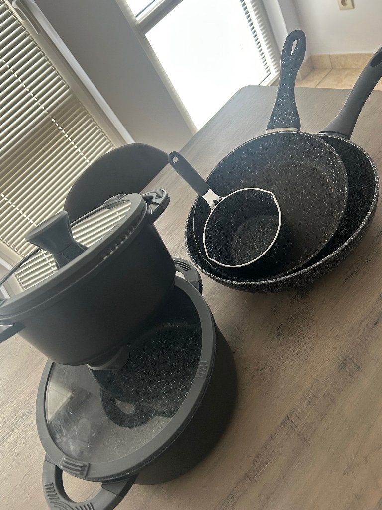 Potten en pannen set (geen inductie), Stapelbaar, Ophalen, Gebruikt