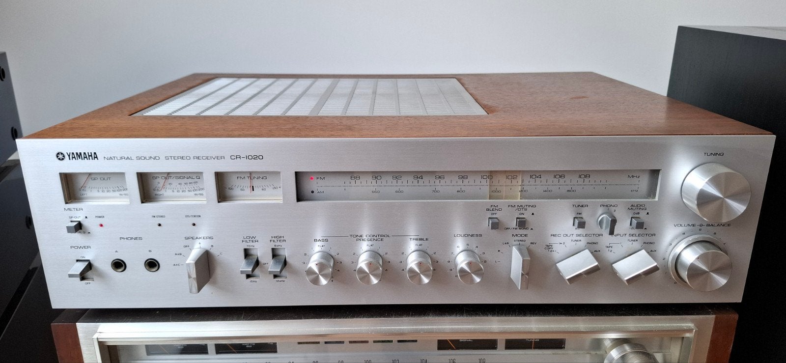 RÉCEPTEUR STÉRÉO AM/FM YAMAHA CR-1020 (1977-80), TV, Hi-fi & Vidéo, Amplificateurs & Ampli-syntoniseurs, Utilisé, Stéréo, 60 à 120 watts