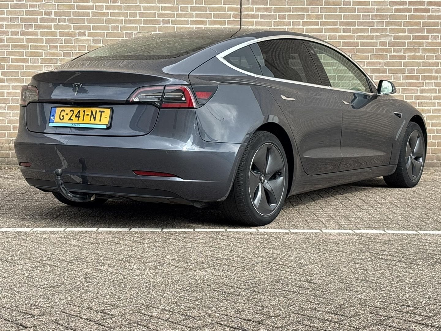 Tesla Model 3 Standard RWD Plus 60 kWh | € 12.750,- NETTO! |, Auto's, Tesla, Automaat, Zwart, Berline, Te koop