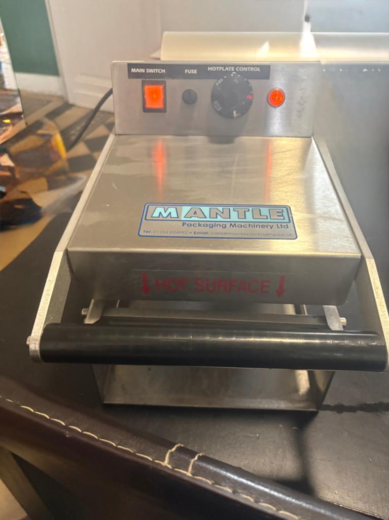 MANTLE vs300 heat sealer met 1 rol folie, Zakelijke goederen, Horeca | Keukenapparatuur, Ophalen of Verzenden
