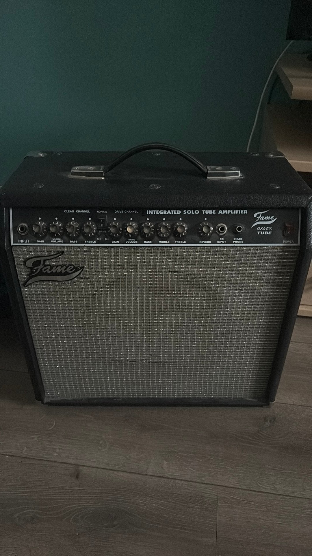 Amplificateur FAME GX60 R Tube, Musique & Instruments, Enlèvement, Guitare