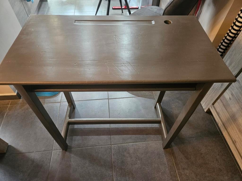 table en bois, Enlèvement