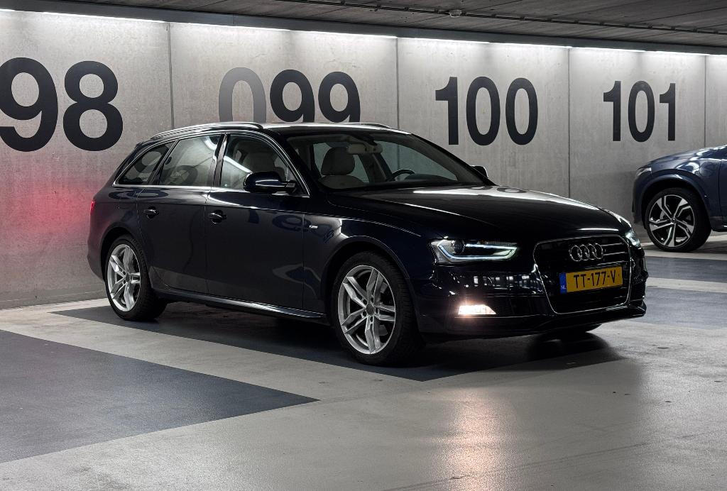 Audi A4 Avant 2.0 TDI multitronic S line Automaat (150pk), Autos, Audi, Cuir, Euro 5, Achat, A4