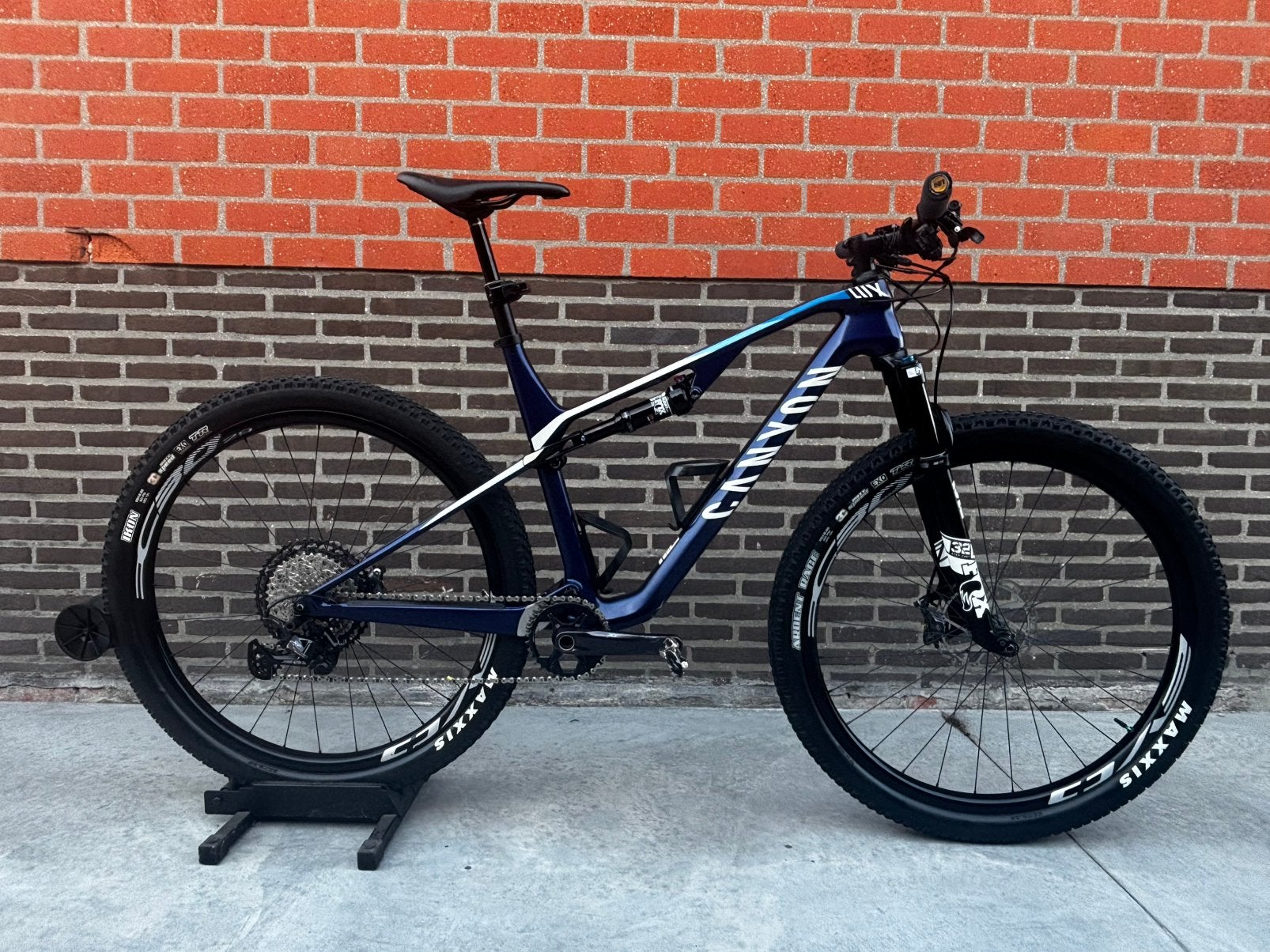 MTB Canyon Lux CF7 Alpecin Fenix maat L, Fietsen en Brommers, Fully, Ophalen, Zo goed als nieuw, Schijfrem