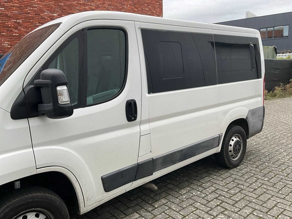 2010 Peugeot boxer minibus - 9 personen - trekhaak, Auto's, Gebruikt, Bedrijf, Overige carrosserie, Euro 4