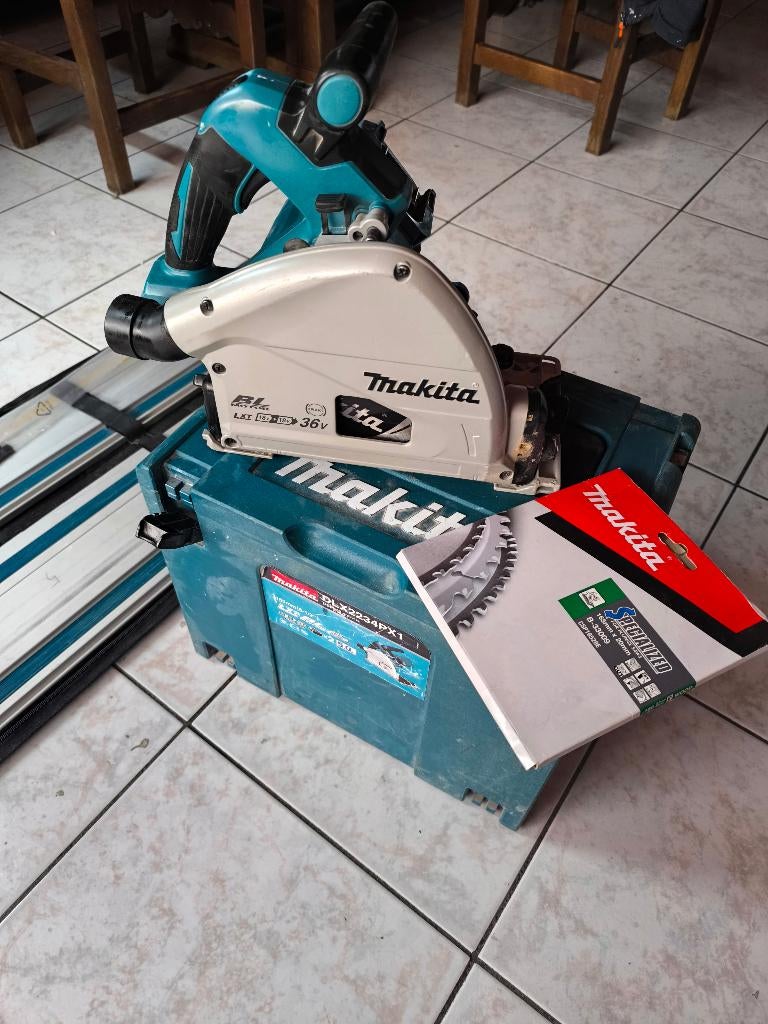 scie plongeante Makita, Enlèvement, Utilisé