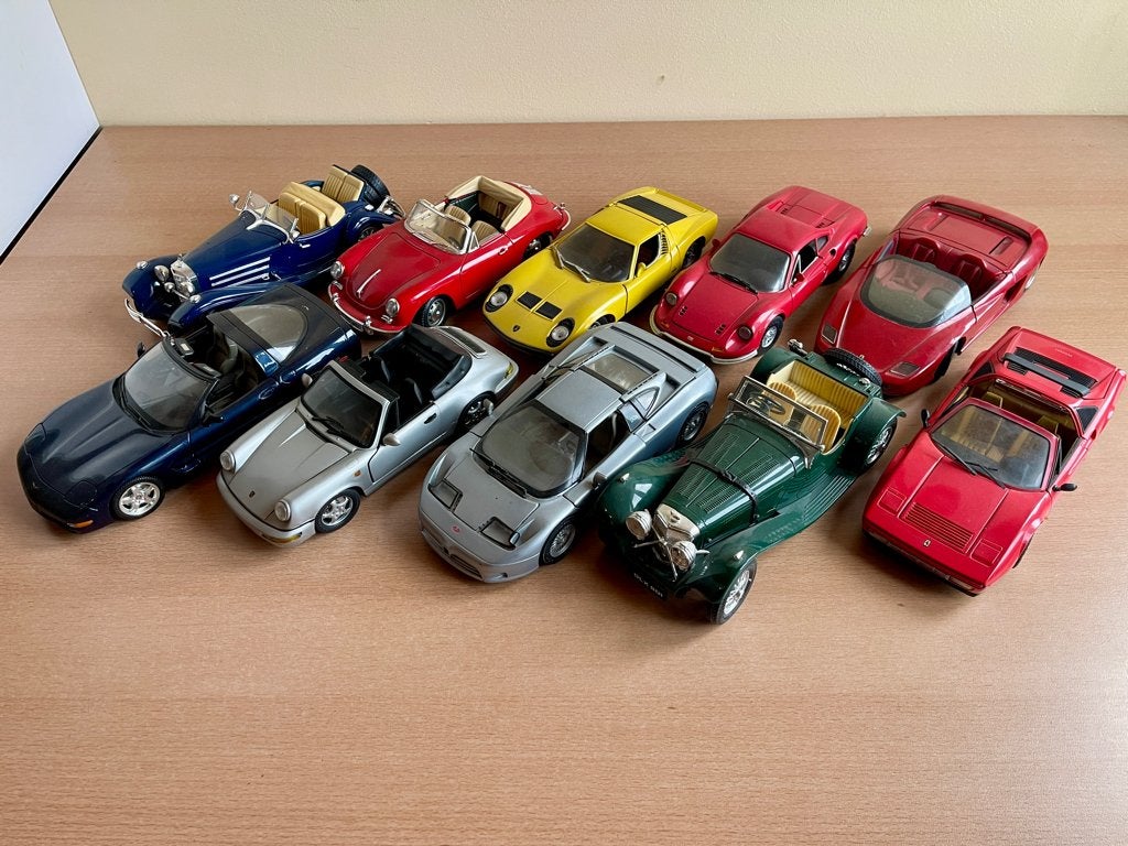 lot de 10 modèles de voitures 1/18, Hobby & Loisirs créatifs, Voitures miniatures | 1:18, Enlèvement, Utilisé, Voiture