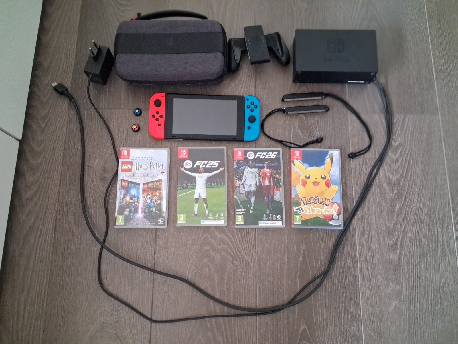 nintendo met 4 games, Games en Spelcomputers, Ophalen of Verzenden