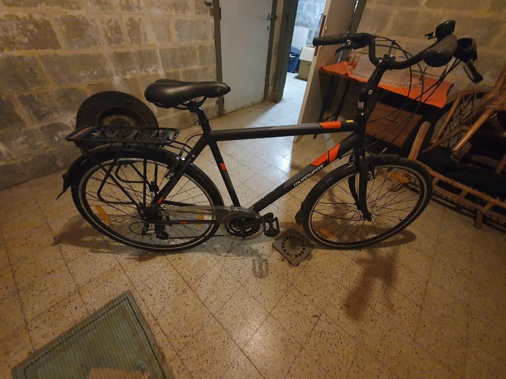 Vélo de ville, Fietsen en Brommers