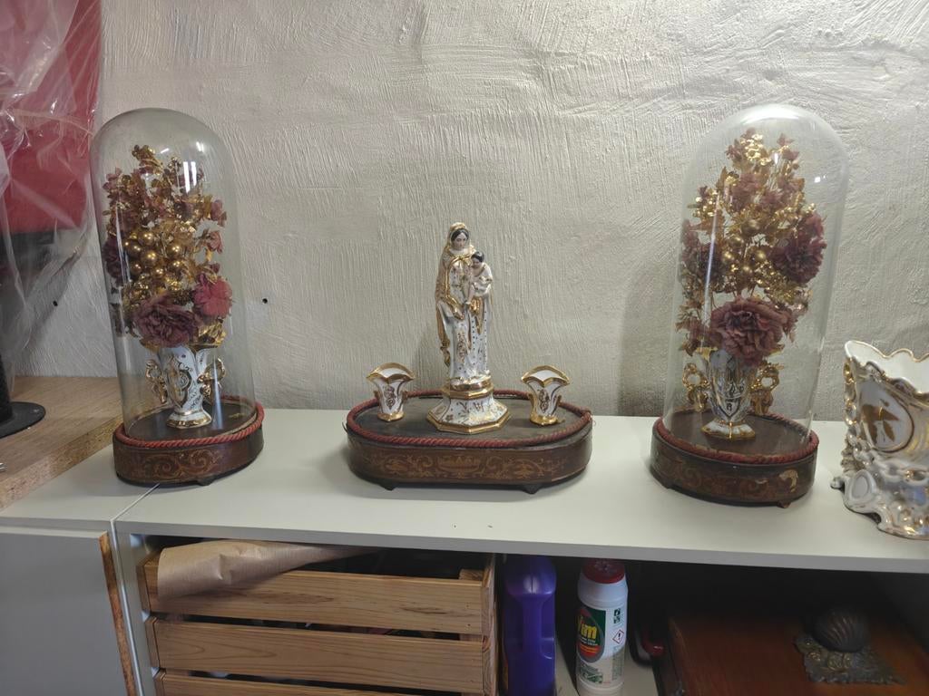 Antique french vieux paris porcelain madonna statue figurine, Antiek en Kunst, Antiek | Religieuze voorwerpen, Ophalen