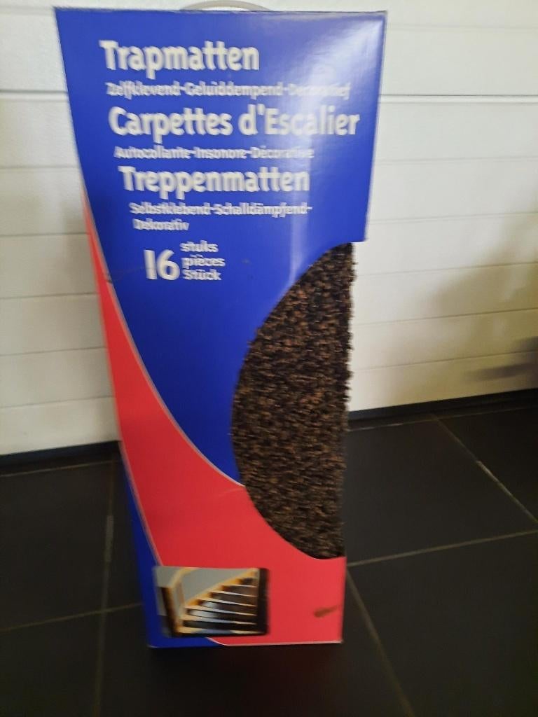 Trapmatten zelfklevend nieuw, Huis en Inrichting, Ophalen, Nieuw