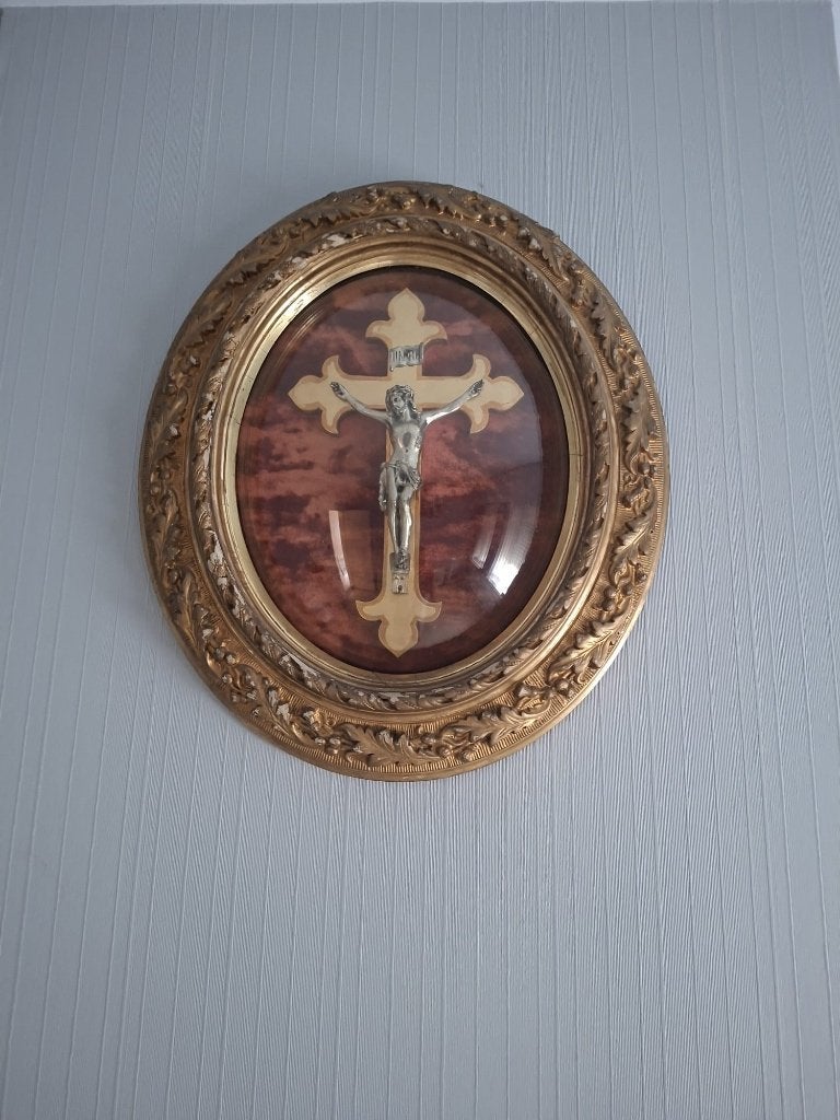 Kruisbeeld, Antiek en Kunst, Ophalen