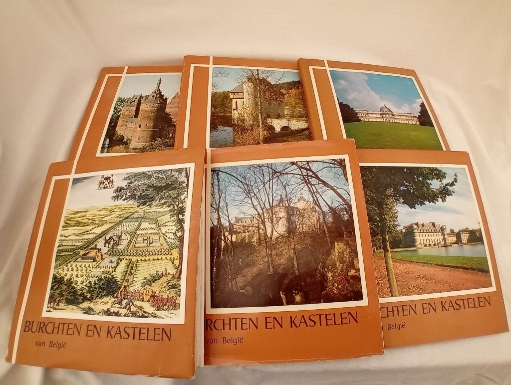Burchten en Kastelen - Complete reeks - Artis-Historia, Boeken, Ophalen of Verzenden, Gelezen