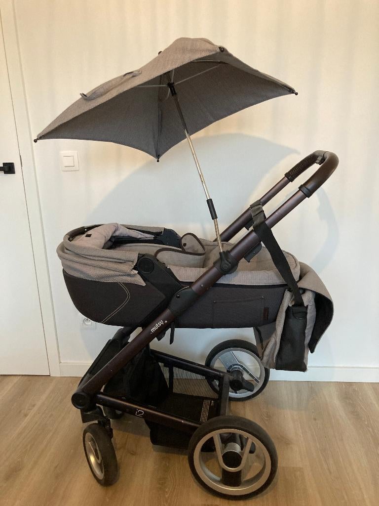 Complete kinderwagen merk MUTSI i2 (nieuwstaat!), Zo goed als nieuw, Mutsy, Verstelbare duwstang, Ophalen